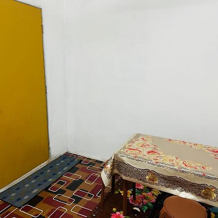 Wann Homestay 80C Kaki Bukit Exterior photo