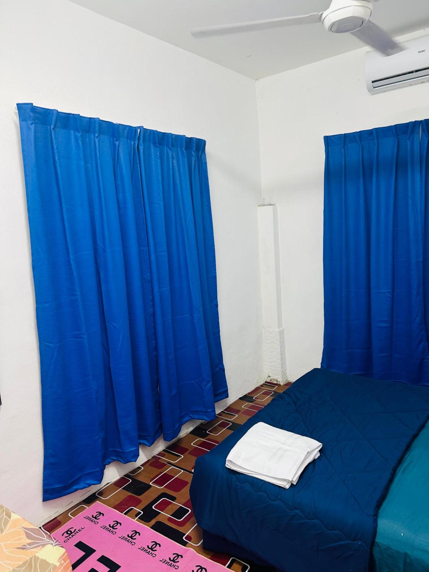 Wann Homestay 80C Kaki Bukit Exterior photo